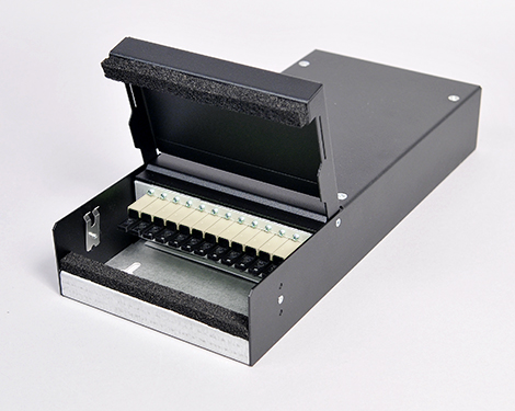 Consolidation Box, Stahl, 4 x LSH PC, 50/125µm OM3, S4U